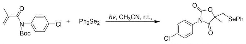 Specific example of visible light synthesis yielding 94% of chloro-substituted seleno-oxazolidine-2,4-dione